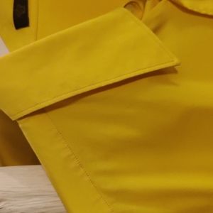 Like new Versace shirt, no stains or marks